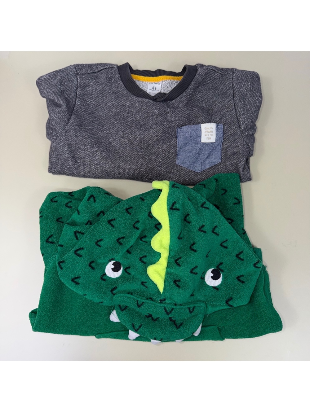Carter’s Boys 4T Dinosaur Hoodie & Sweatshirt Lot
